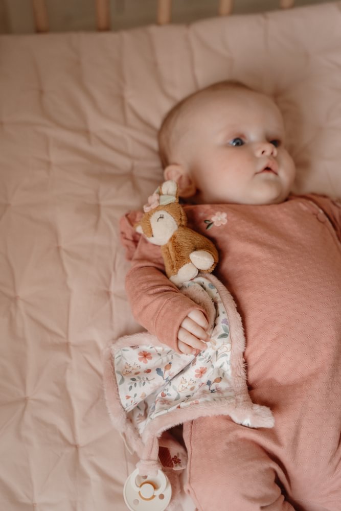 Little Dutch rosa Kuscheltuch Reh Material Nahaufnahme