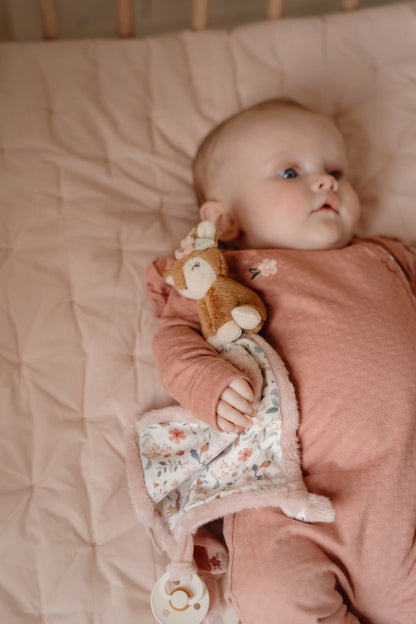 Little Dutch rosa Kuscheltuch Reh Material Nahaufnahme