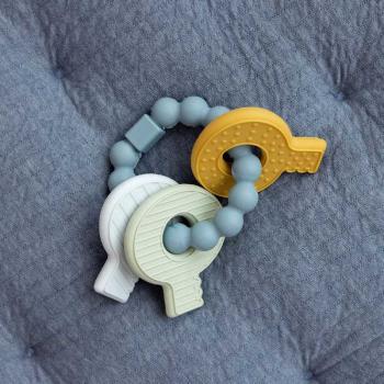 Little Dutch Beißspielzeug Schlüsselbund blau