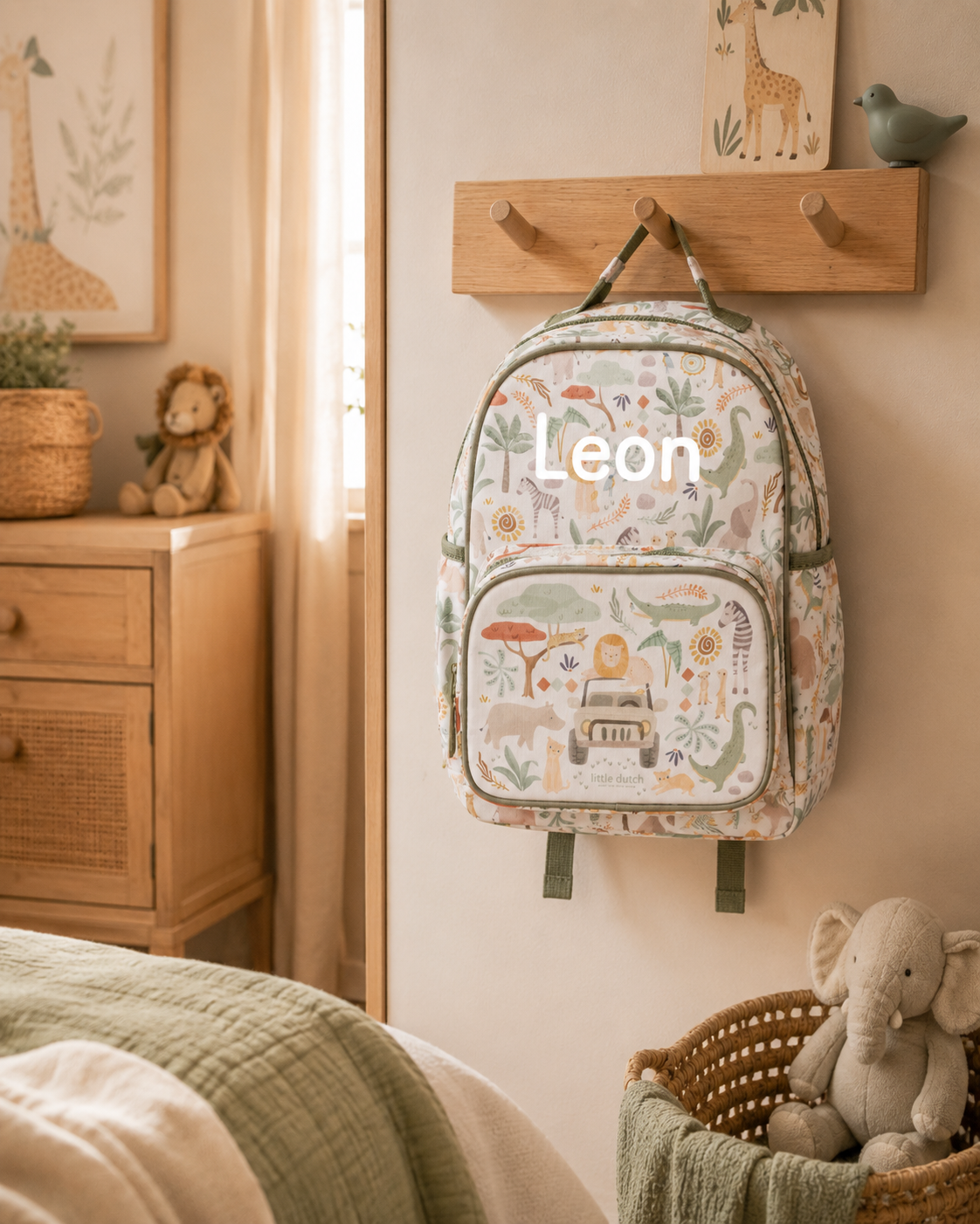 Rucksack 35 cm Safari Friends mit Namensdruck, Beispiel Textildruck Wunschname auf weissem Polyester