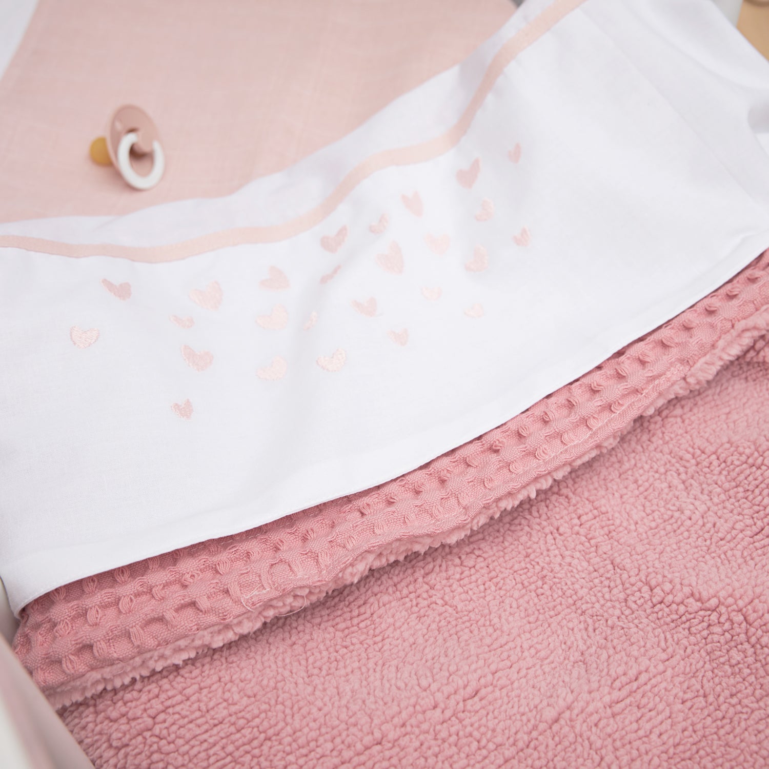 Meyco Bettlaken Gestickt Hearts Soft Pink