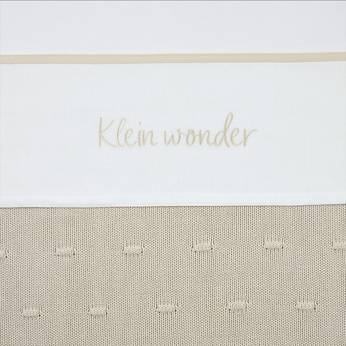 Meyco Bettlaken Gestickt Klein wonder Soft sand Studio