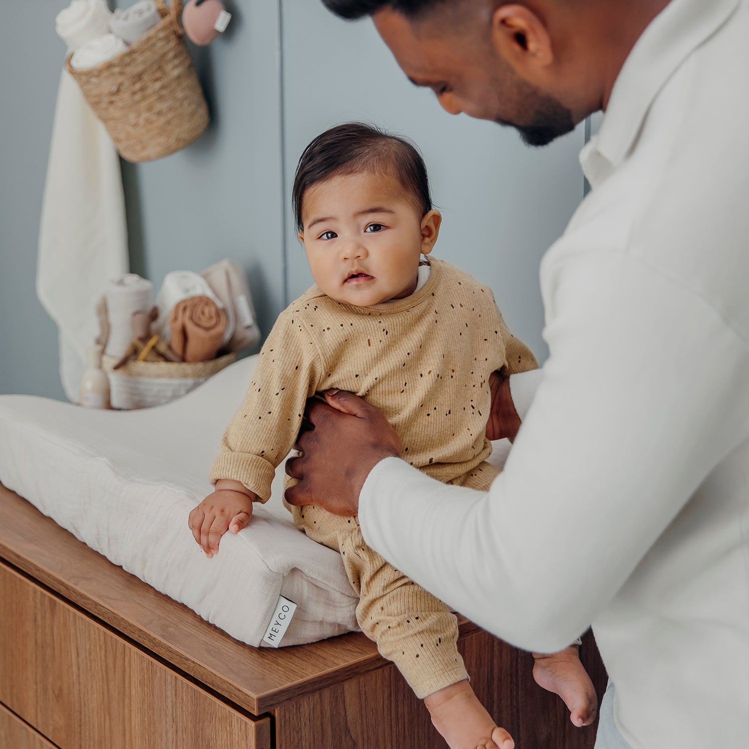 Meyco Baby-Pyjamas Rib Mini spot Toffee Melange