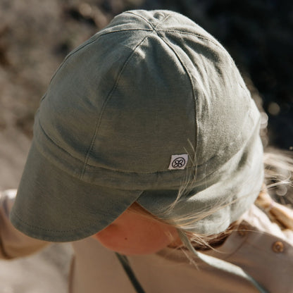 Cloby Sonnenhut in Olive Green/Sandy Beach – UPF 50+