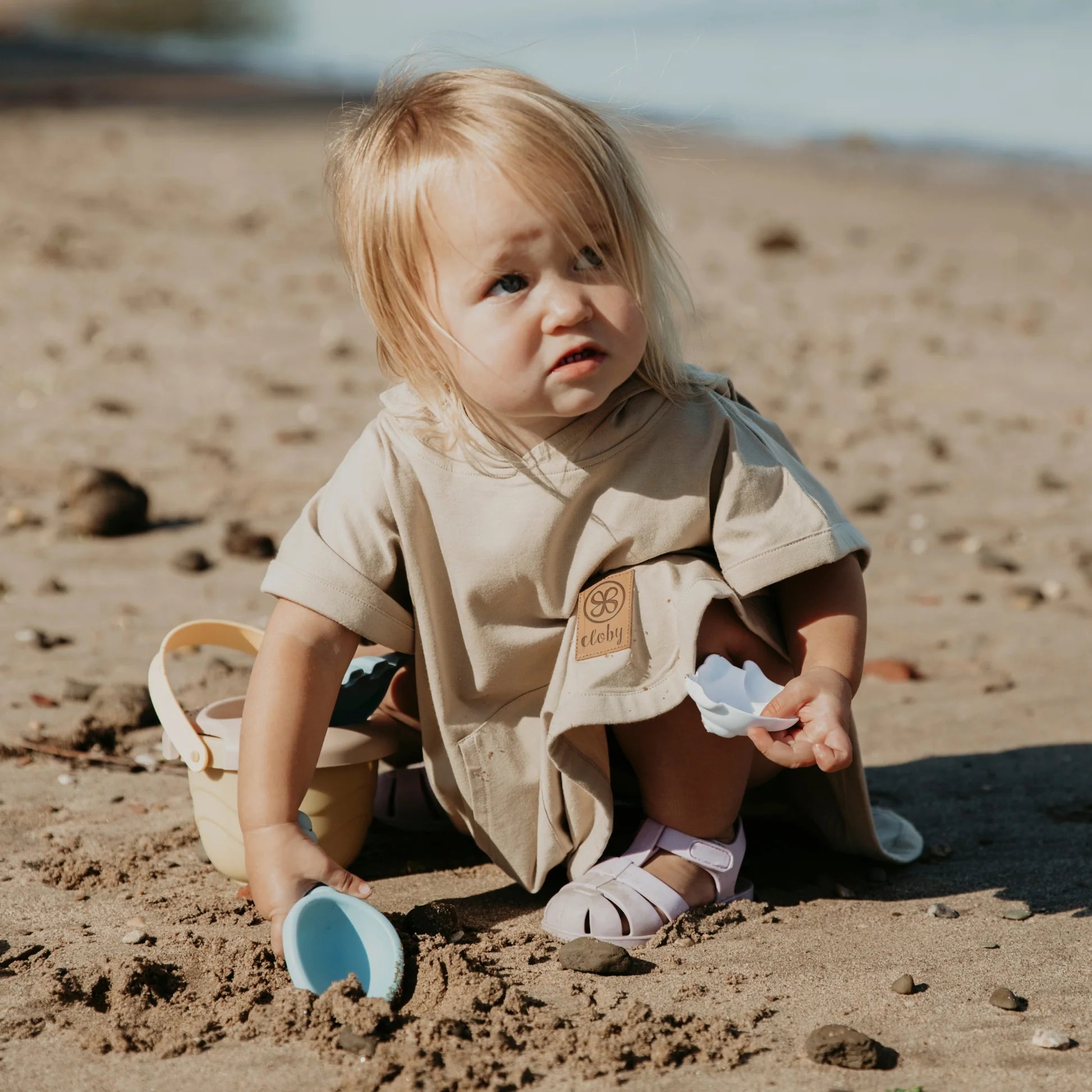 Cloby UV Poncho sand Sandy Beach Lieferumfang