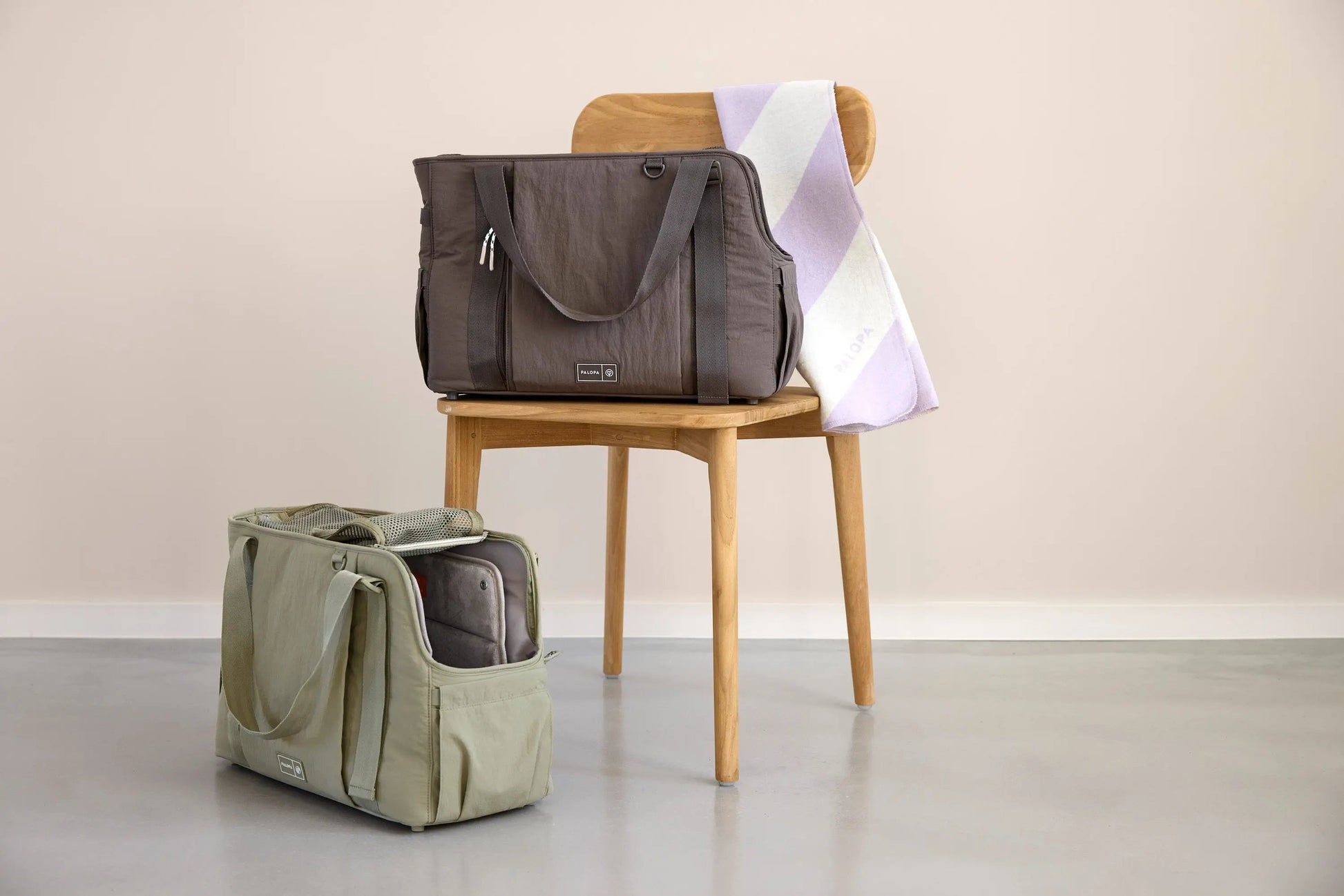 Palopa Hundetasche Crinkled Weda Pale Olive