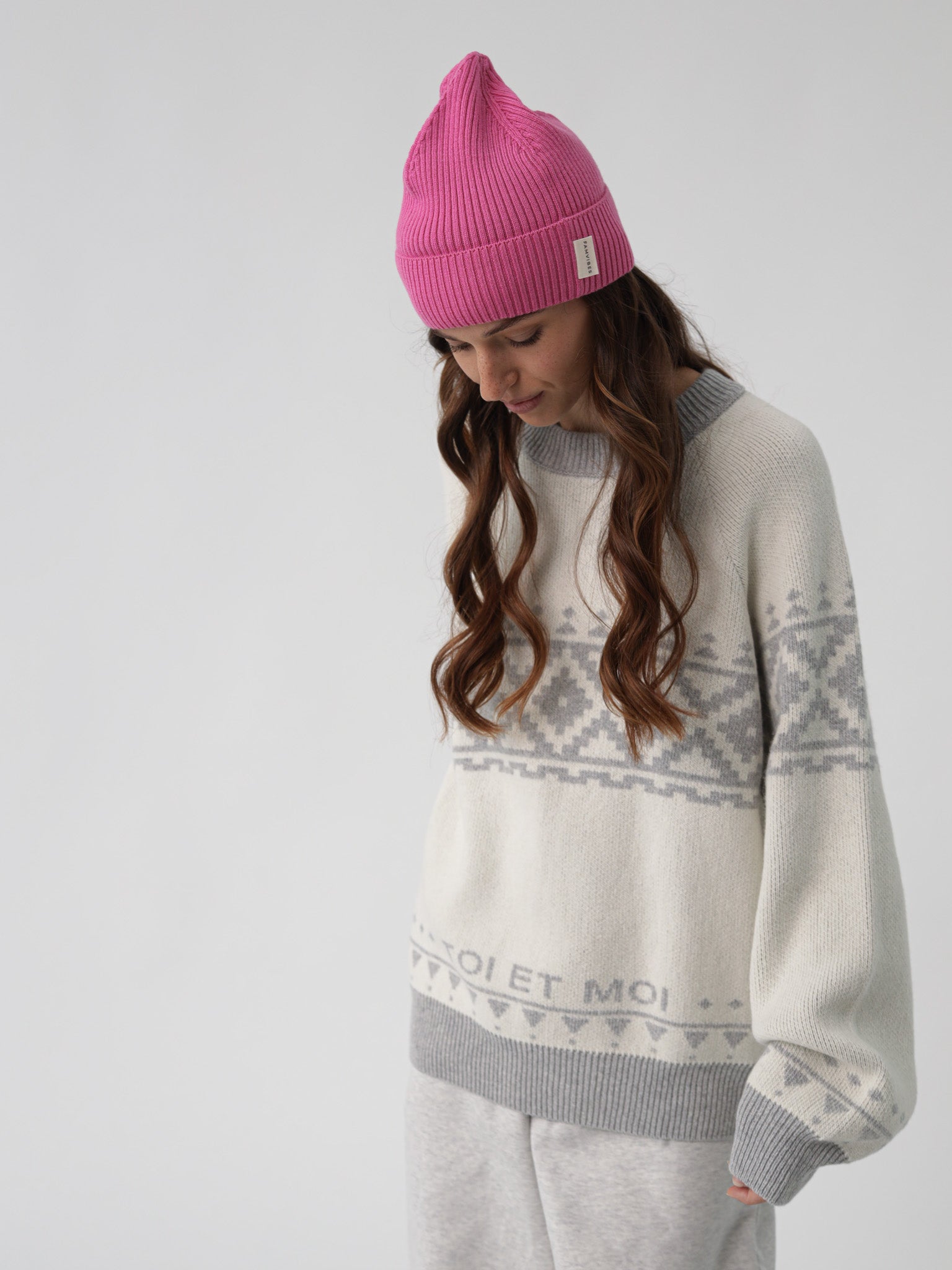 Famvibes Beanie Snuggly Adult Happy Pink