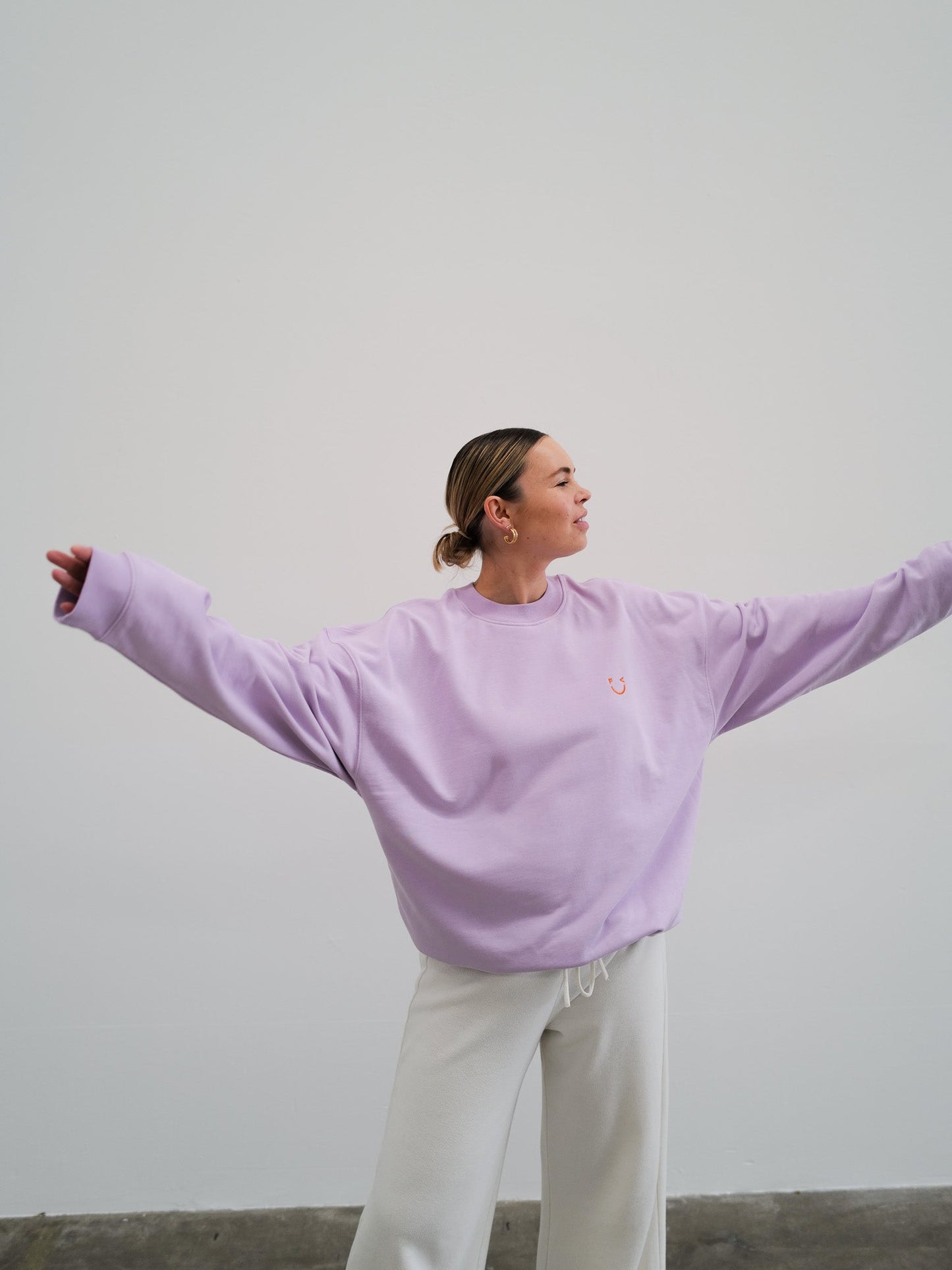 Famvibes Sweater Icon Unisex lavender