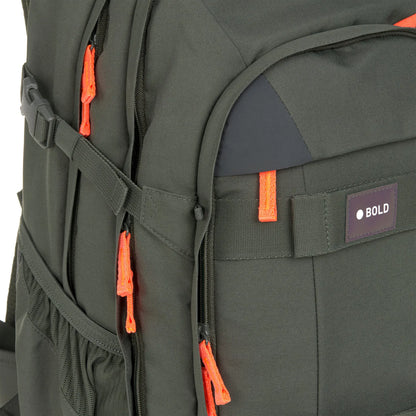 Lässig Schulrucksack von der Seite