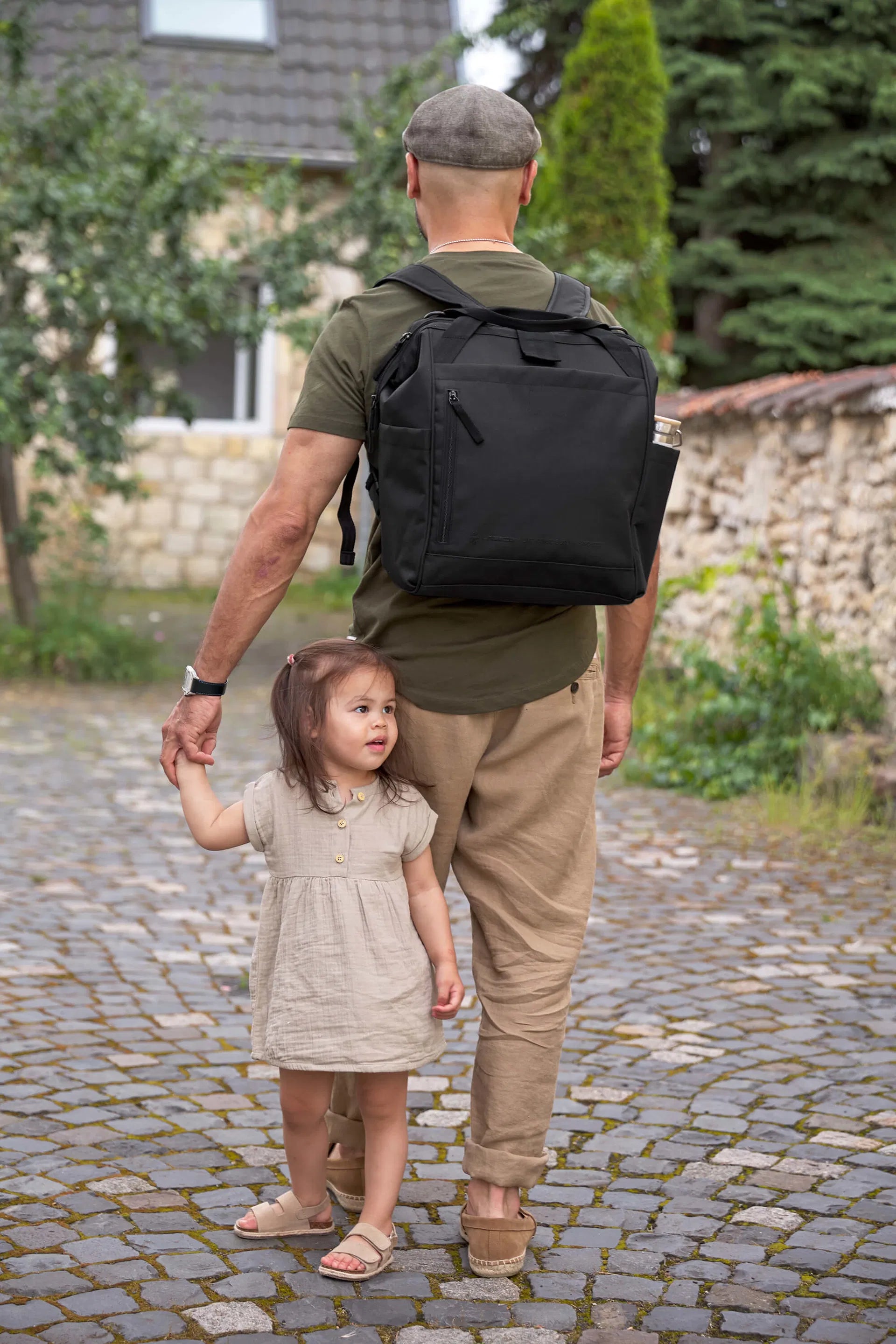 Lässig Wickelrucksack Goldie Up Green Label Schwarz Detailansicht