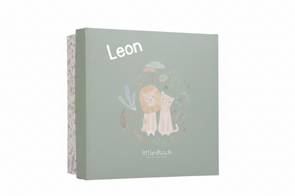 Geschenkset Safari Friends mit Namensdruck, Beispiel Wunschname Leon auf Geschenkbox