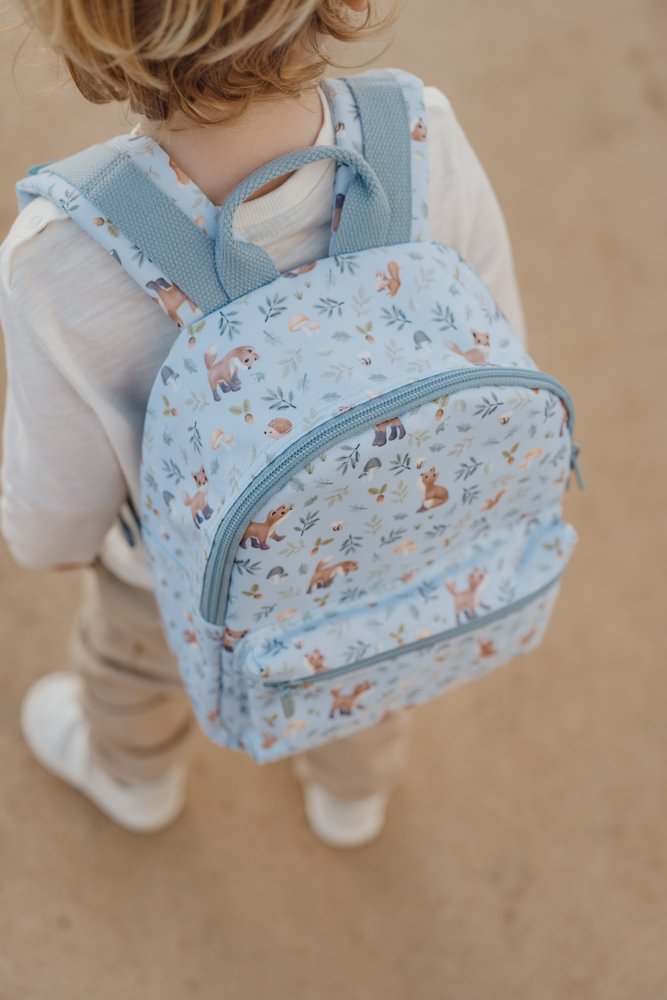 Little Dutch Little Duch Blauer Rucksack Forest Friends von der Seite
