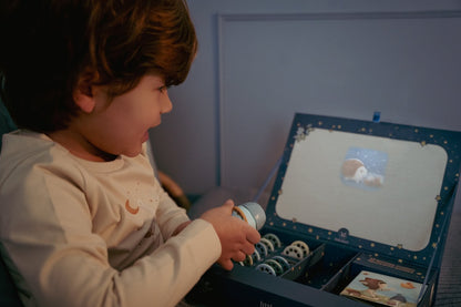 Little Dutch Blauer Geschichten Projektor Forest Friends