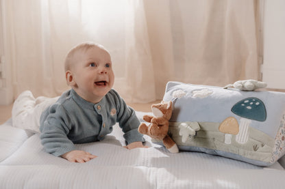 Little Dutch Blaues Aktivitäten Dreieck Forest Friends im Einsatz