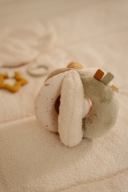 Little Dutch Greifball beige 16 cm Newborn Naturals GRS Material Nahaufnahme