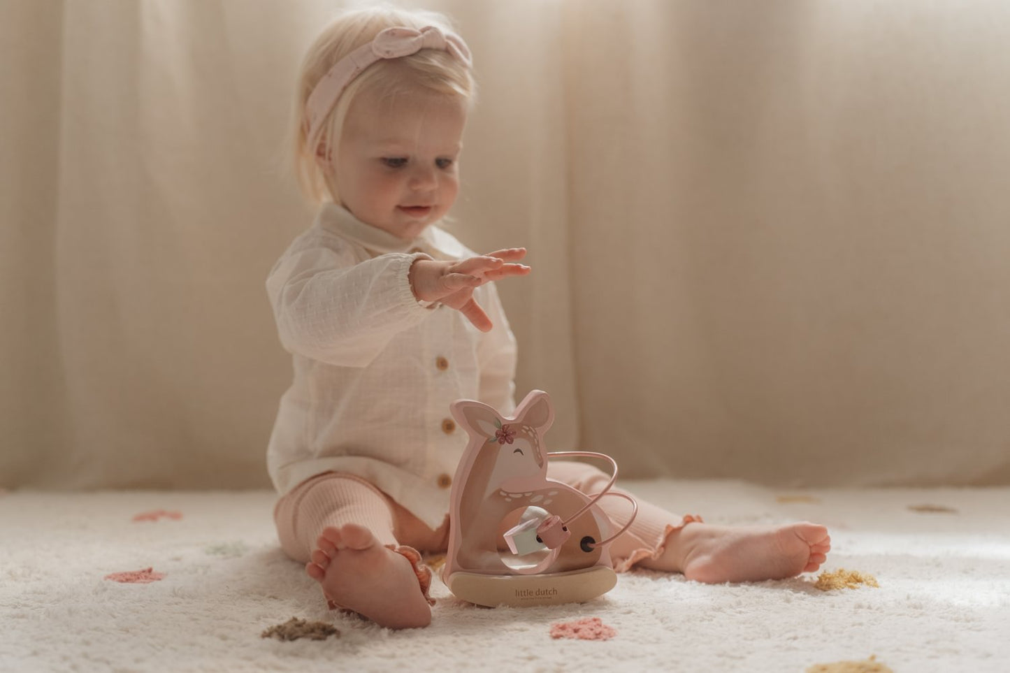 Little Dutch Holz Schaukeltier Reh mit Aktivitäten Spirale Hirsch - Fairy Garden