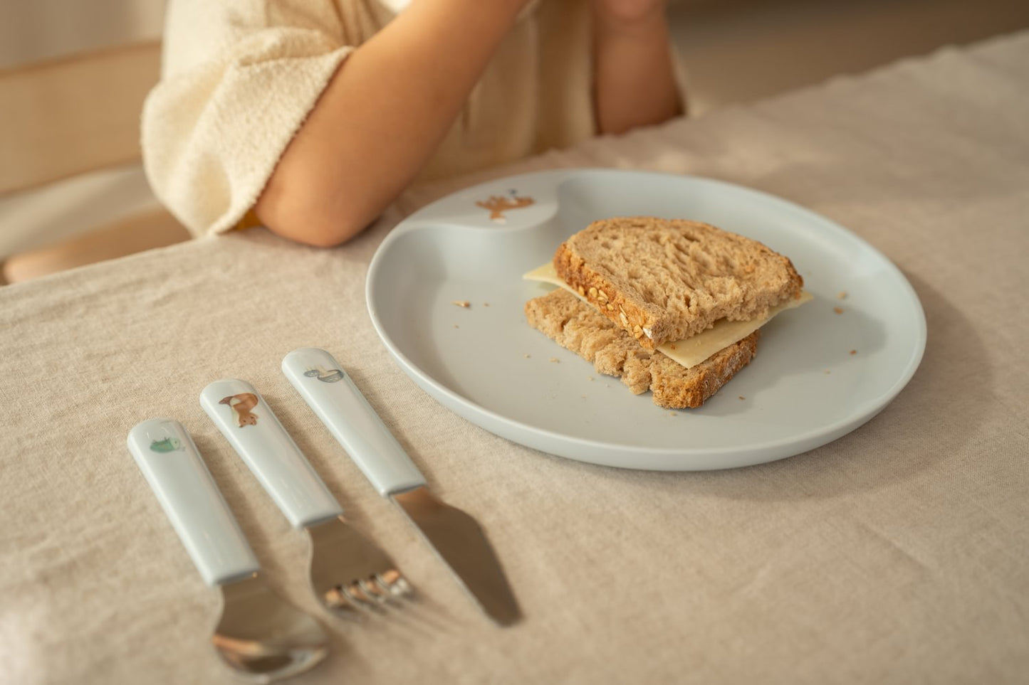 Mepal Kinder Besteck Set blau Mio 3-teilig Detailansicht