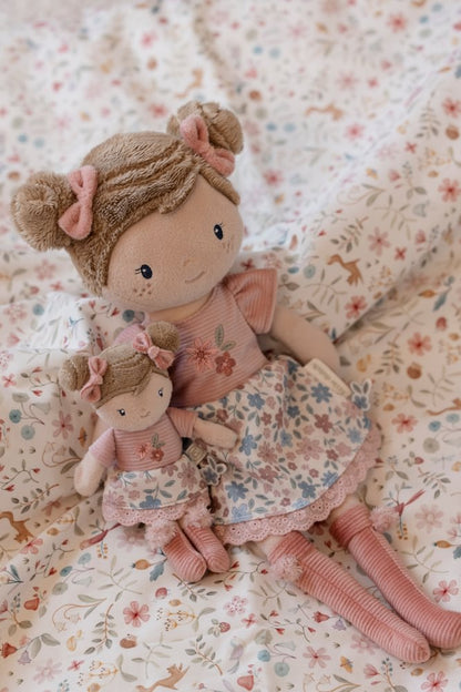 Little Dutch Kuschelpuppe Rosa von der Seite