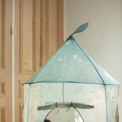 Little Dutch Spielzelt blau Forest Friends im Einsatz