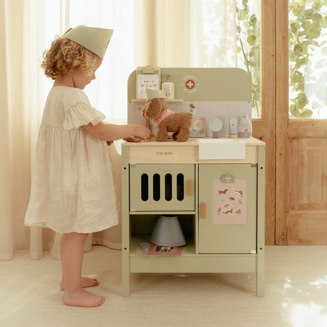 Little Dutch Tierarztpraxis Holz Grün FSC Personalisierung mit Namen Bild 15