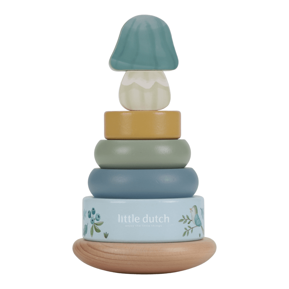 Little Dutch blauer Holz Stapelturm mit Ringen Personalisierung Geburt - Forest Friends im Einsatz