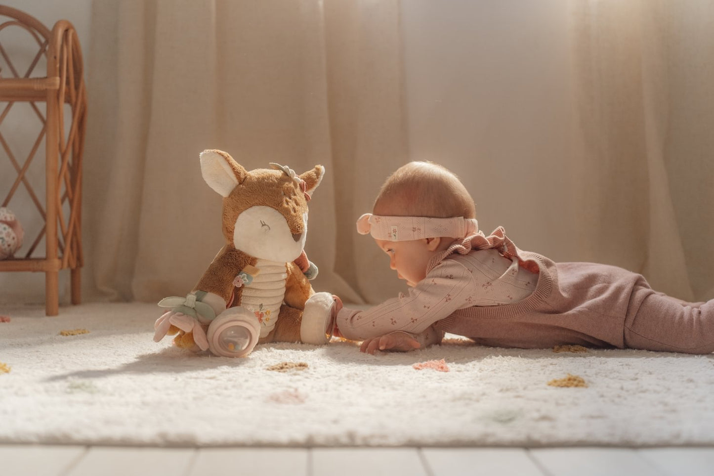 Little Dutch rosa Aktivitätenkuscheltier Reh Fairy Garden