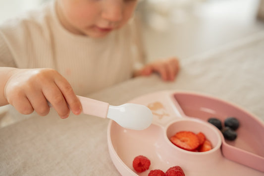 Little Dutch rosa Fütterlöffel Set Mepal Mio - Fairy Garden Babylöffel