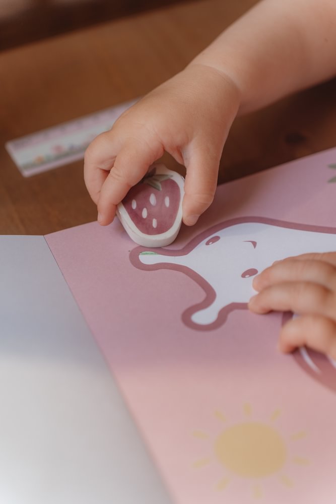 Little Dutch rosa Malbuch zwischen den Zeilen Fairy Garden