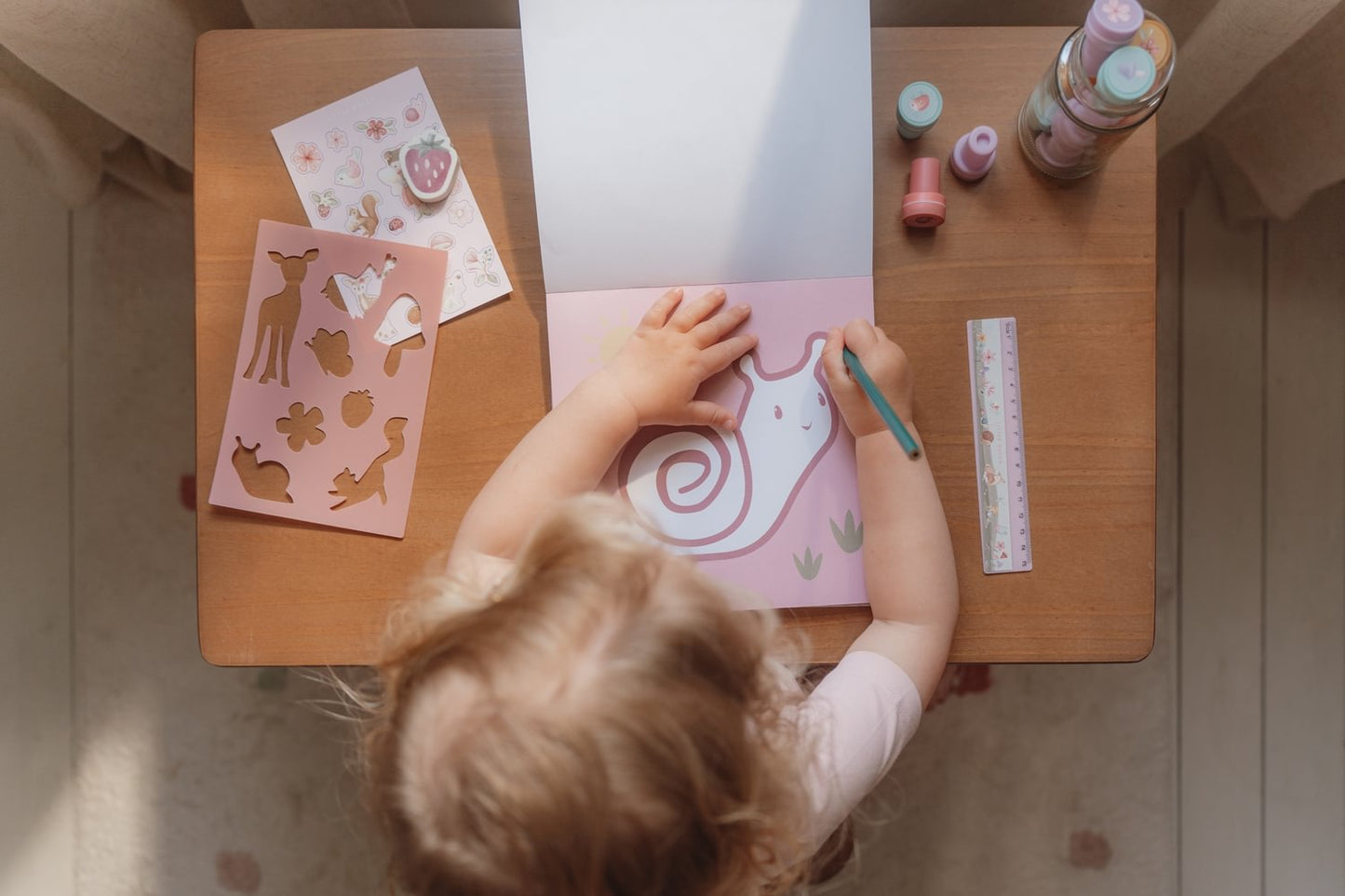 Little Dutch rosa Malbuch zwischen den Zeilen Fairy Garden