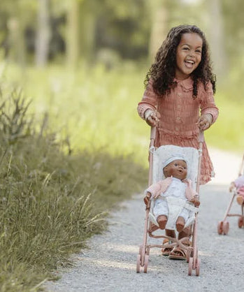 Little Dutch Puppe Buggy Set Noa und Puppenbuggy von der Seite