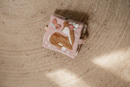 Little Dutch rosa Stoffbuch mit Aktivitäten Fairy Garden