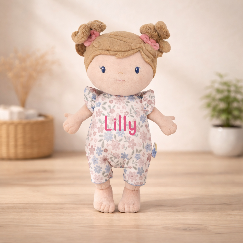 Little Dutch Babypuppe im Körbchen Rosa GRS Detail 9
