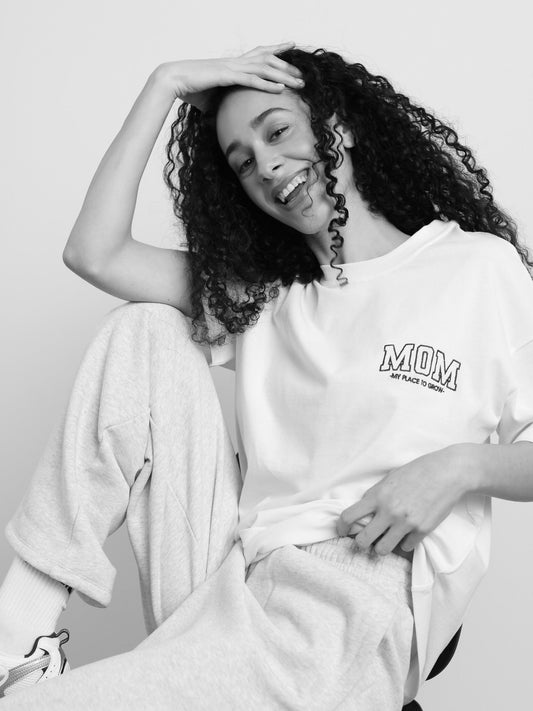 Famvibes Mom College Shirt weiß