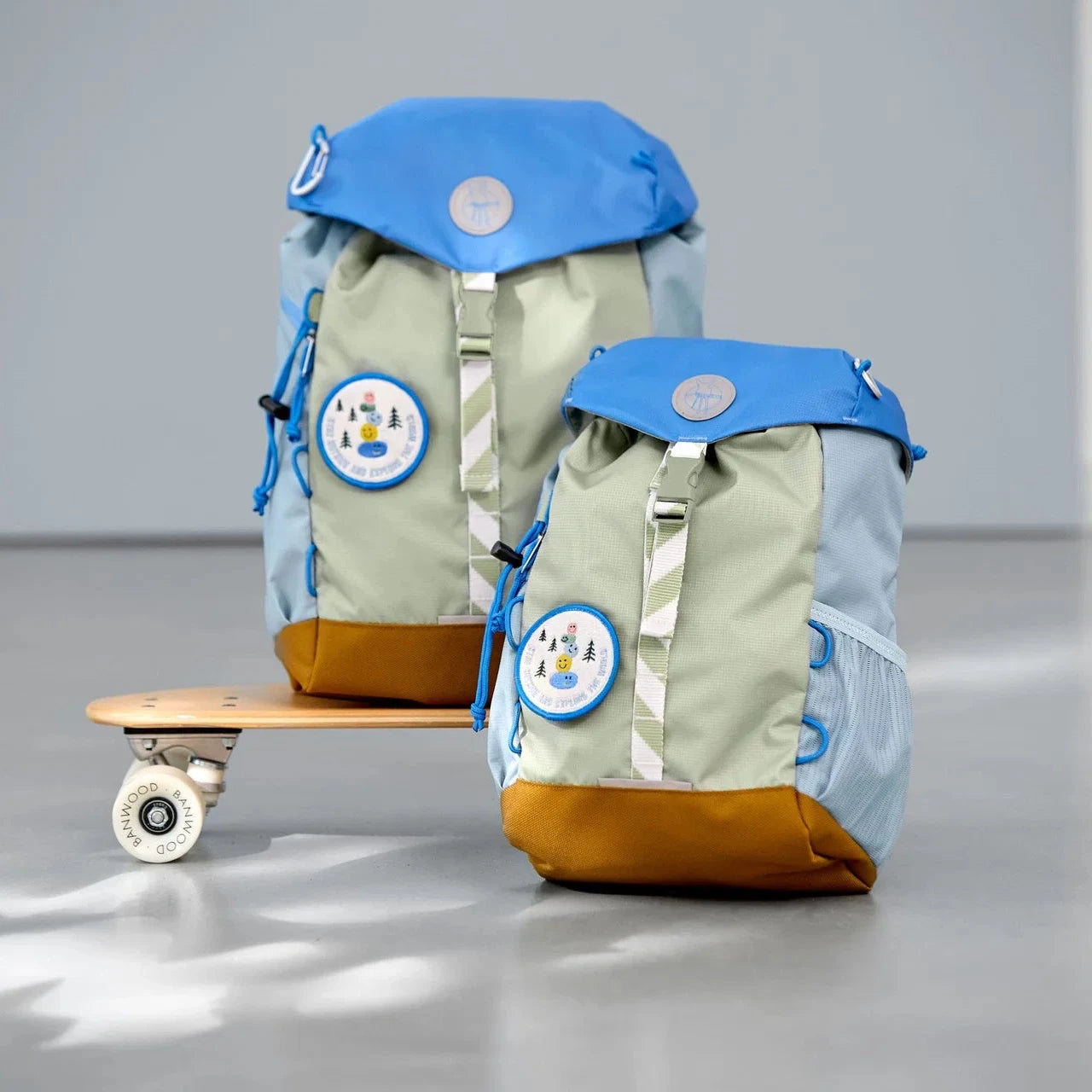 Kinderrucksack Outdoor Sunny Explorer beschichteter Boden und verstellbare Schlaufen