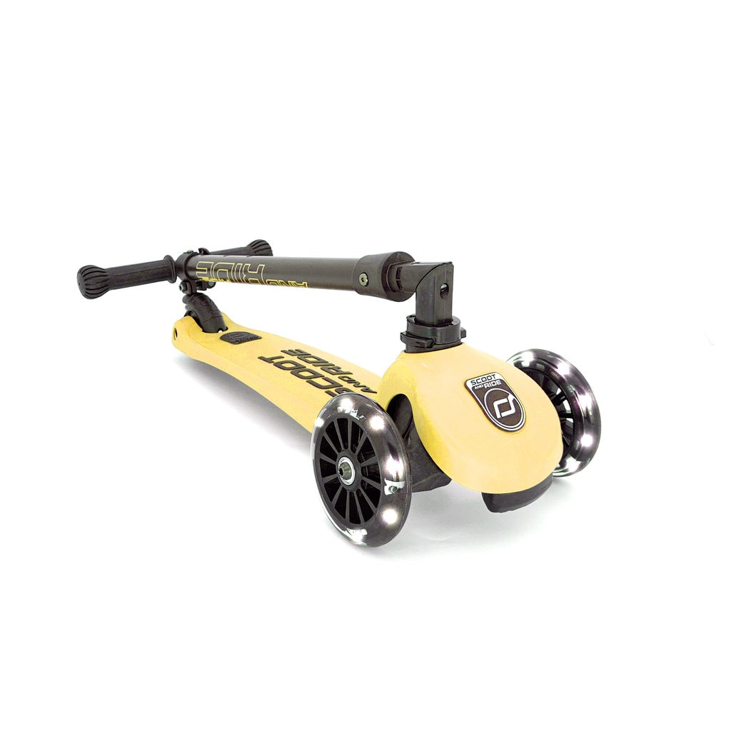 Scoot and Ride Highwaykick 3 LED
