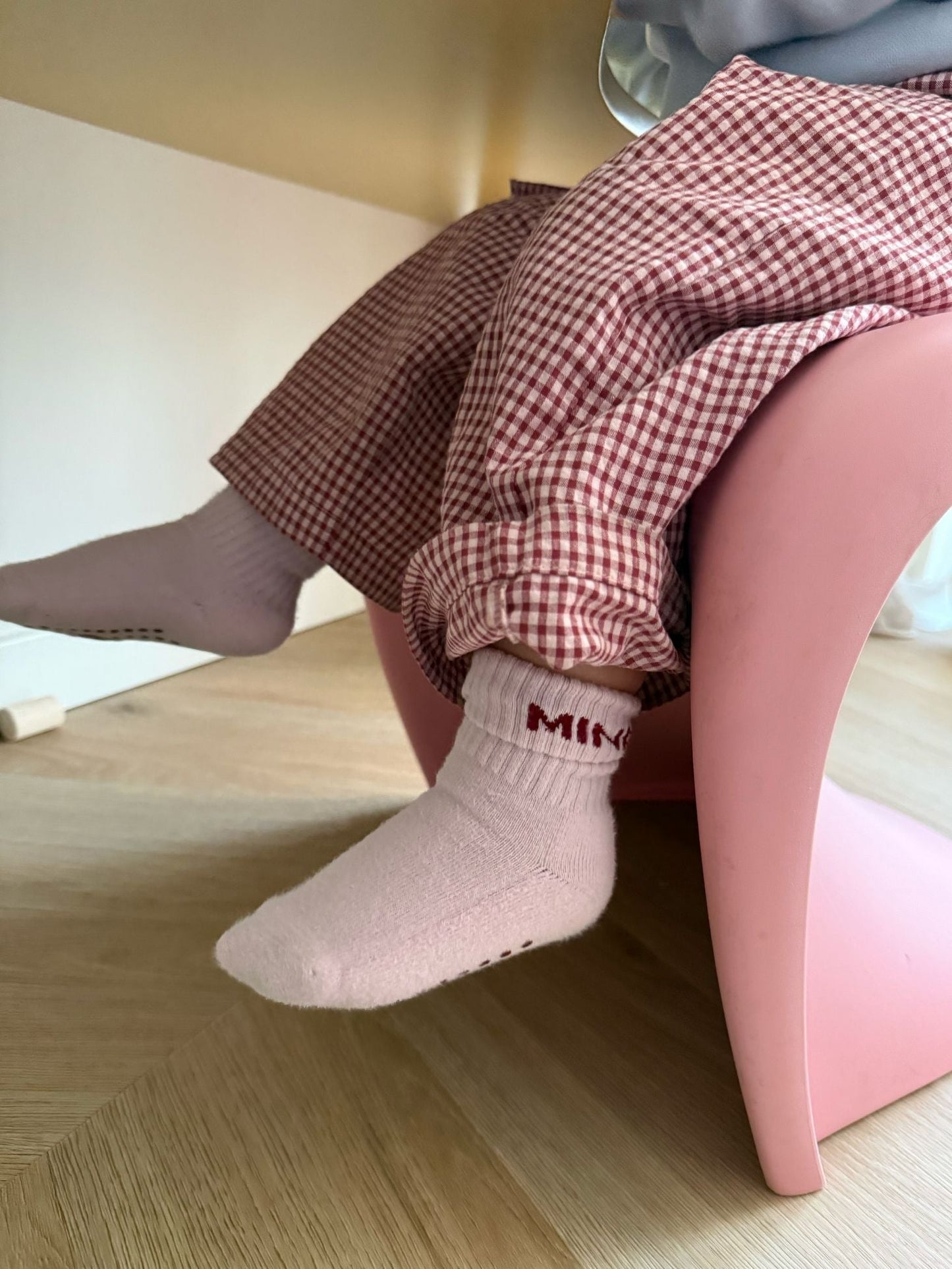 Famvibes Mini Stoppersocken rosa