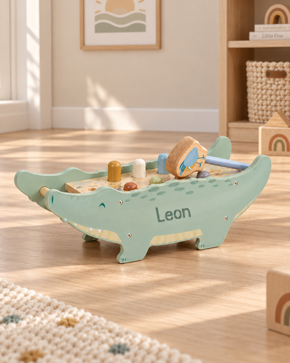 Personalisierte Hammerbank Safari Friends zur Taufe im Kinderzimmer