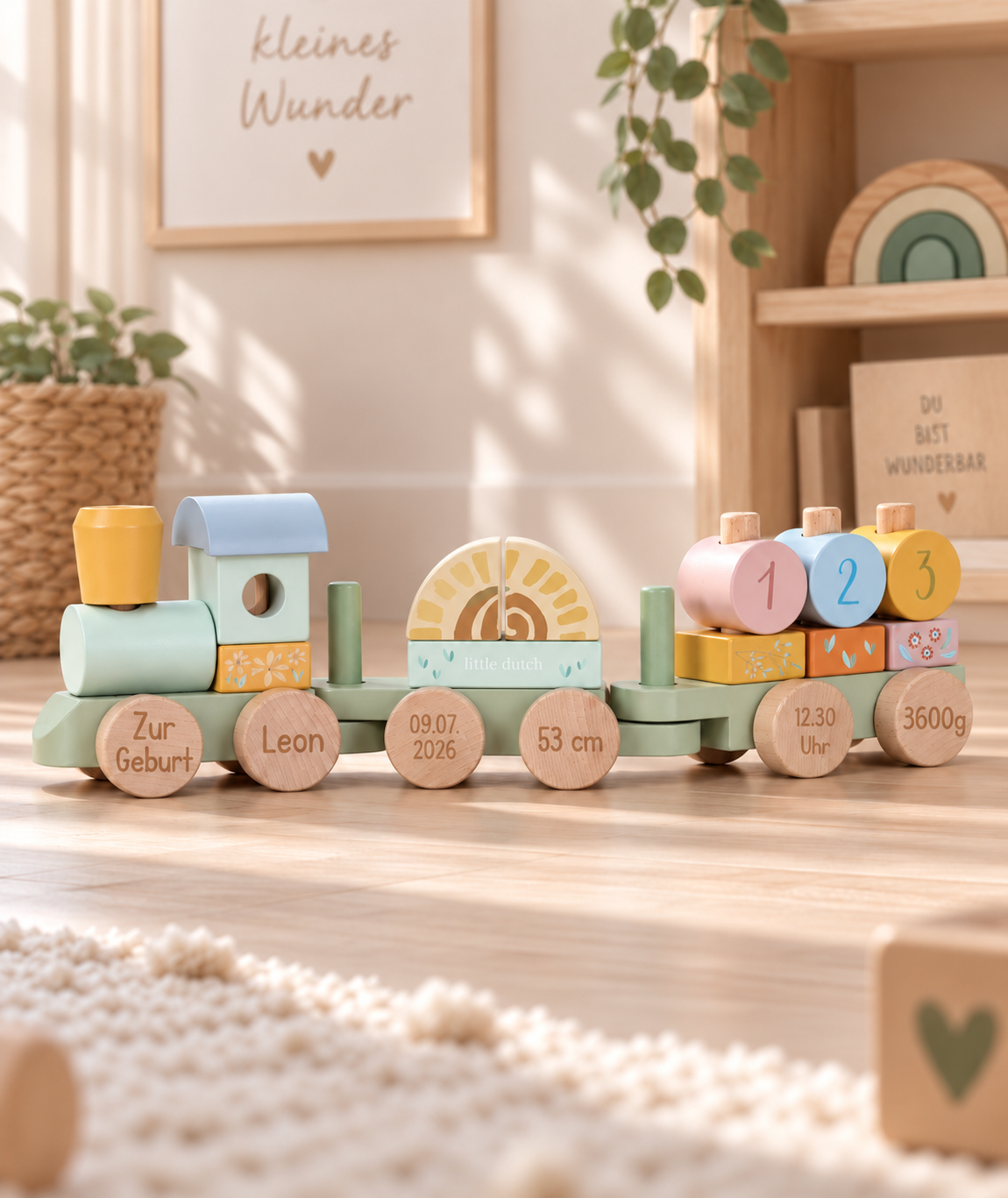 Personalisierter Little Dutch Holzblockzug Safari Friends mit Namen Leon im Kinderzimmer