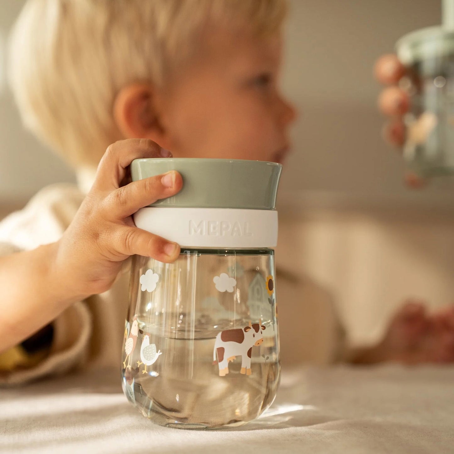 Little Dutch 360° Trinklernbecher Mio 300 ml grün Little Farm Mepal – Material