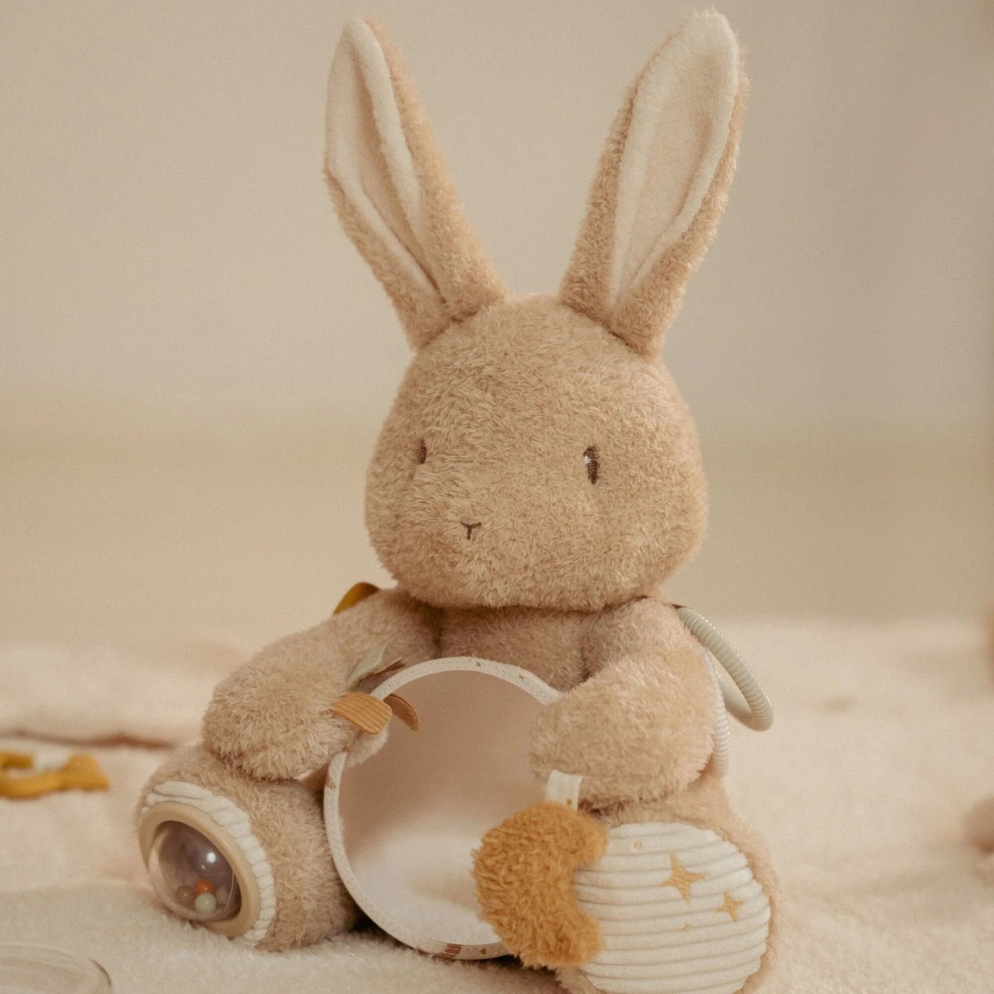 Aktivitätenkuscheltier Baby Bunny Ansicht 4