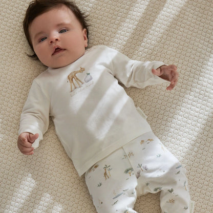 Little Dutch Langarmshirt Baby Creme mit Giraffe beim Fressen aus der Little Safari Kollektion