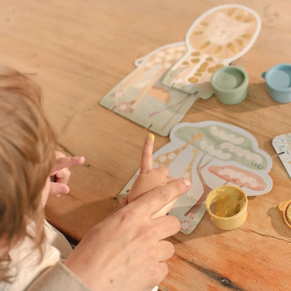  Illustrierte Safari-Friends-Karten zum Gestalten mit Fingerfarben