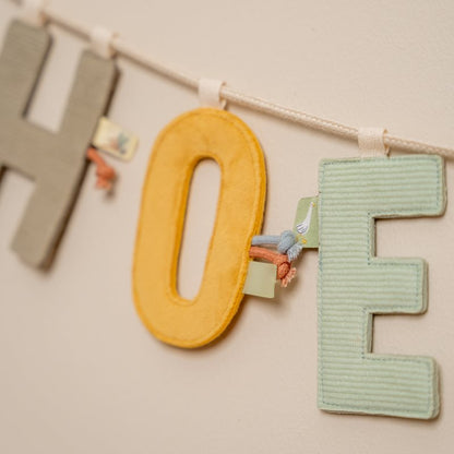 Little Dutch Girlanden Element Buchstabe O – Detailansicht