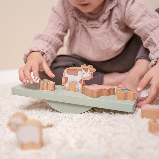 Little Dutch Gleichgewichtsspiel Little Farm – Detailansicht