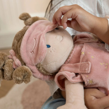 Gute Nacht mit der großen Little Dutch Babypuppe Rosa mit 40 cm - die Schlafpuppe LD4679