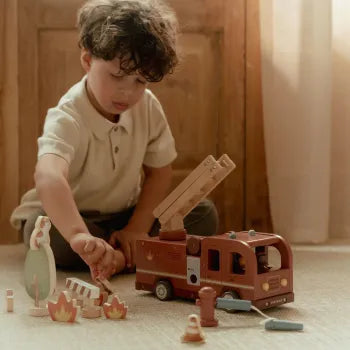 Little Dutch Holz Feuerwehrauto Set – Rot – Essentials