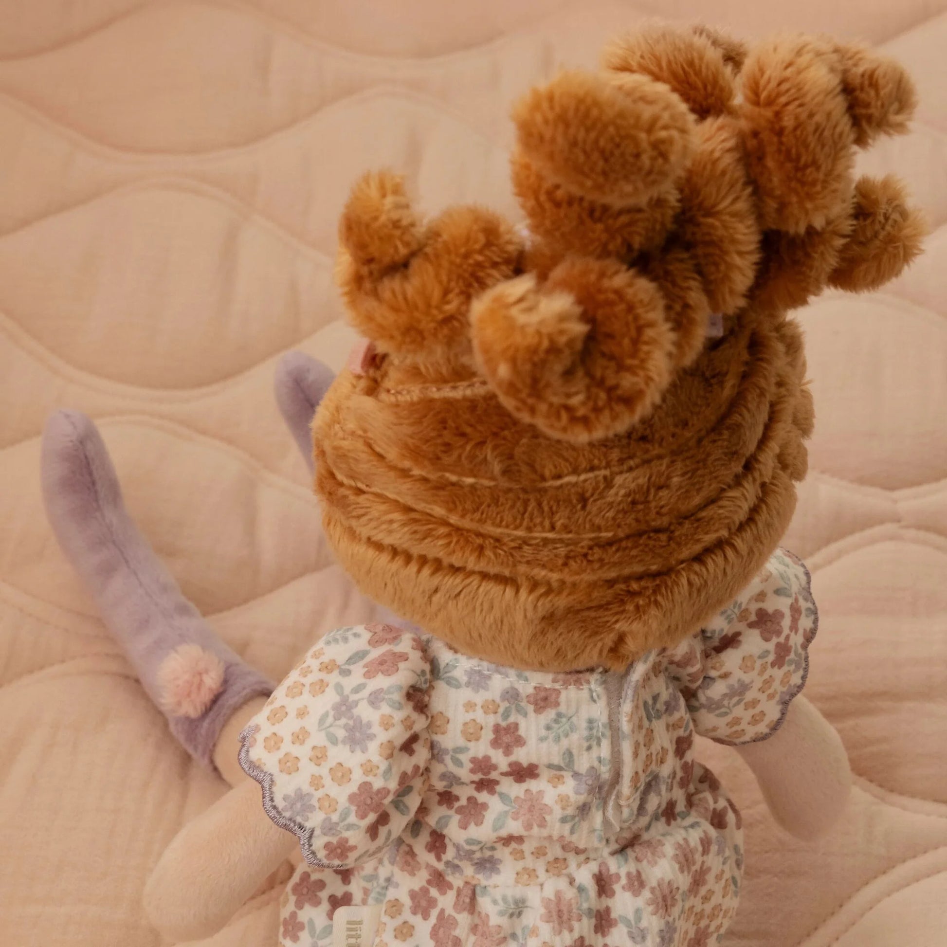 Kuschelpuppe mit roten Haaren - Ava von Little Dutch in Lila mit Blumenkleid - LD4667