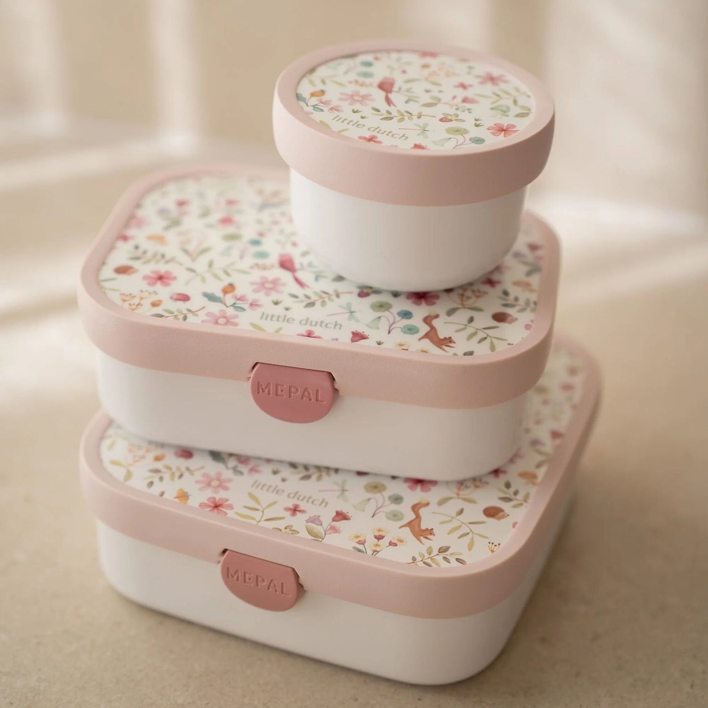Little Dutch Lunchset Campus (Trinkflasche Pop-Up + Brotdose + Fruchtbox) - Fairy Wonders Mepal – Aufbau