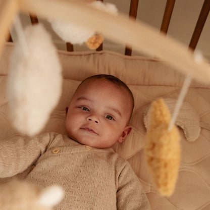 Little Dutch Musikmobile Holz Newborn Naturals FSC LD8400 – Anwendung