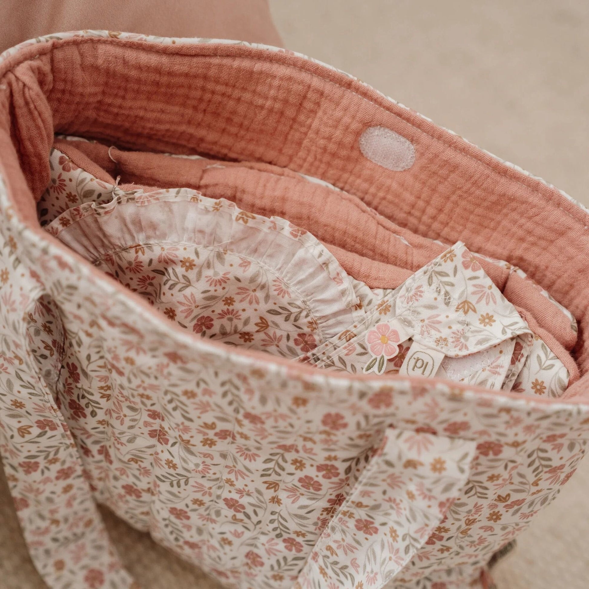 Little Dutch Puppenwickeltasche Soft Flowers – Anwendung